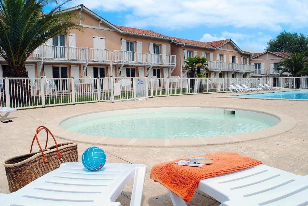 Apartamento Petit Oasis Avec Piscine Anglet Exterior foto